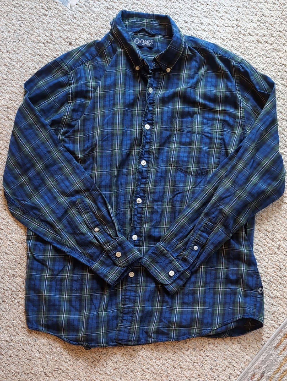 Men's Casual Button Down Size L